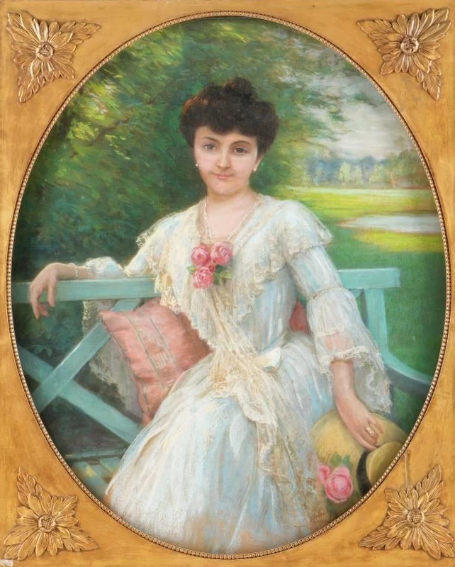 Ritratto di una donna seduta su una panchina in un paesaggio da giardino